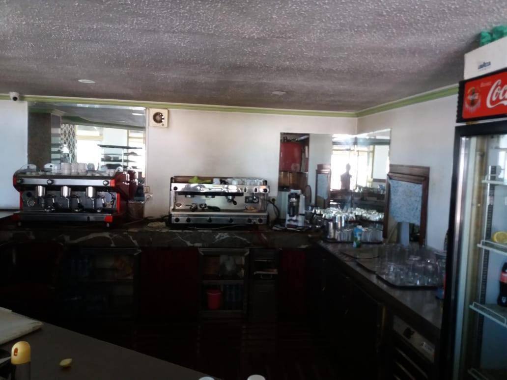 Hotel Choumis Haj Messaoud Λαράς Εξωτερικό φωτογραφία